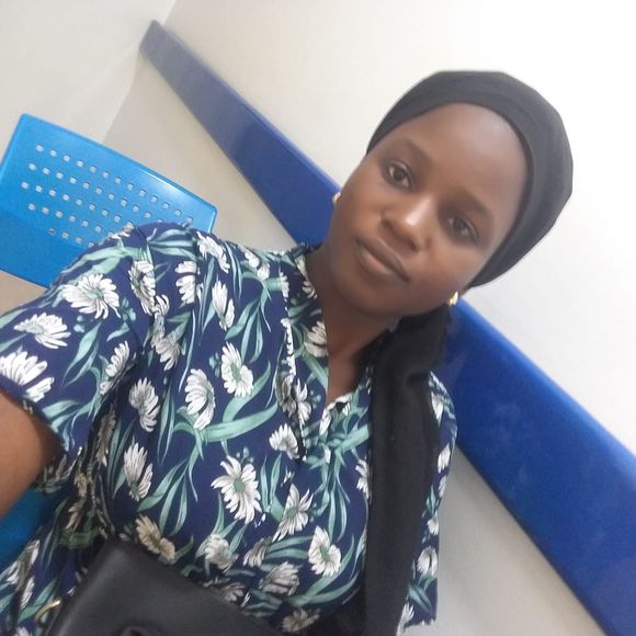 Meet the Posher Other - Meet your Posher, Motunrayo iyabo